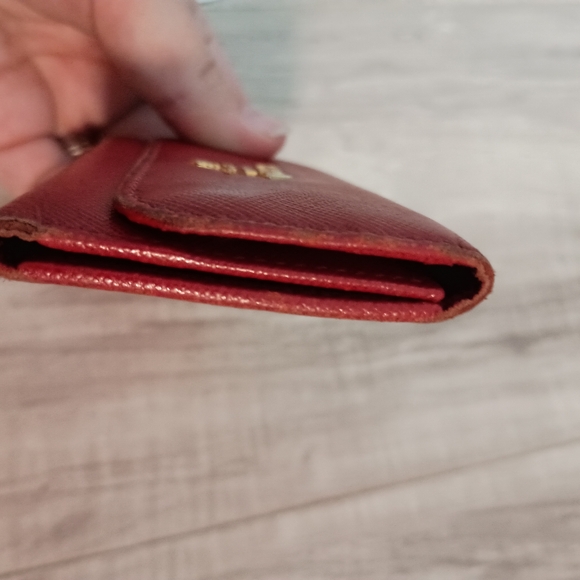 Prada Red Saffiano Leather Key Holder - Picture 4 of 8